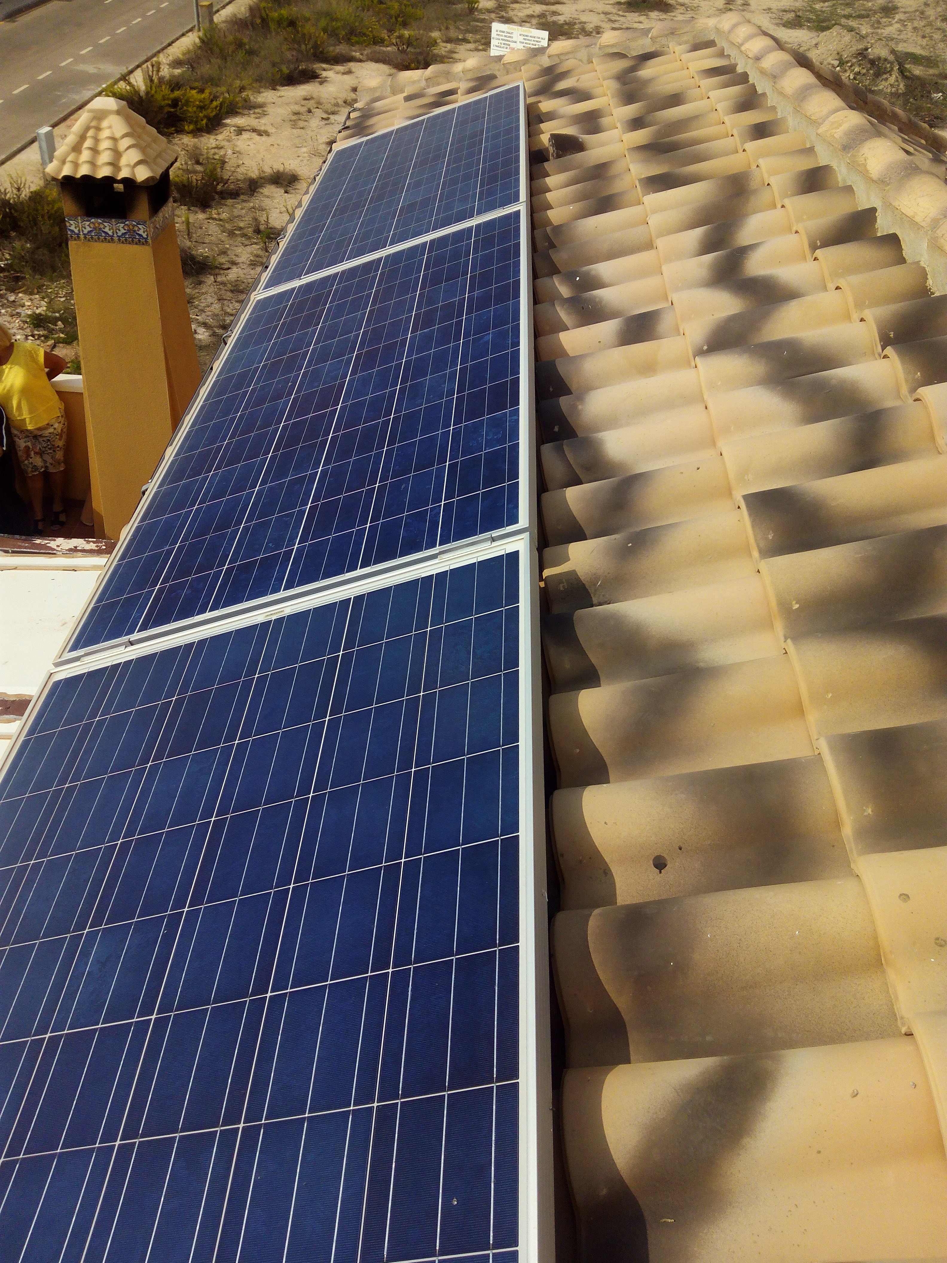 Reparación fotovoltaica solar autoconsumo 1700 W